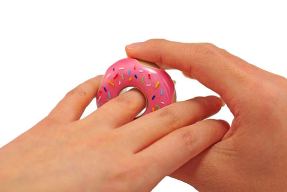 doughnut-engagement-ring