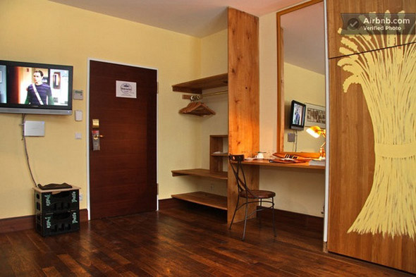 beer-barrel-bedroom-7