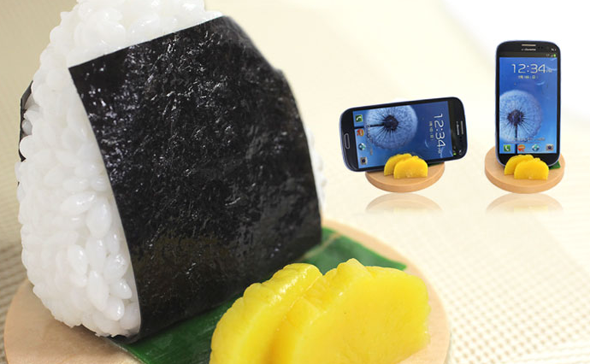 i-phone-stand-food-4