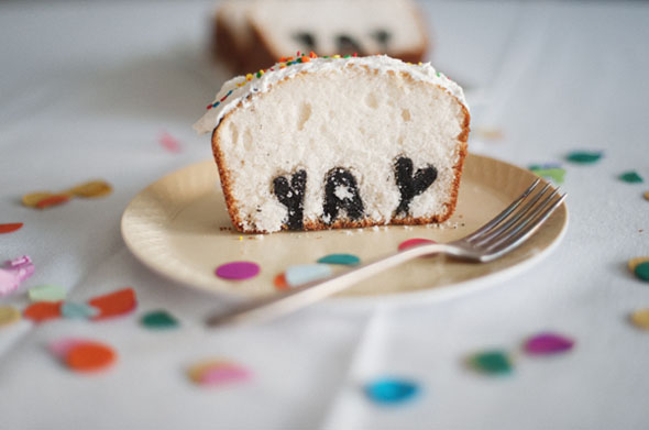 typography-cake-diy-1