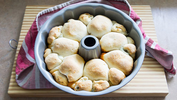 buffalo-chicken-monkey-bread_06