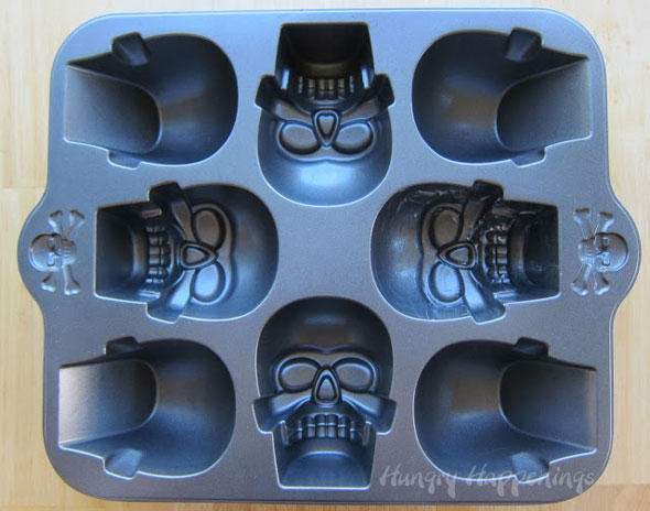 Wilton-3-D-skull-pan-recipes-