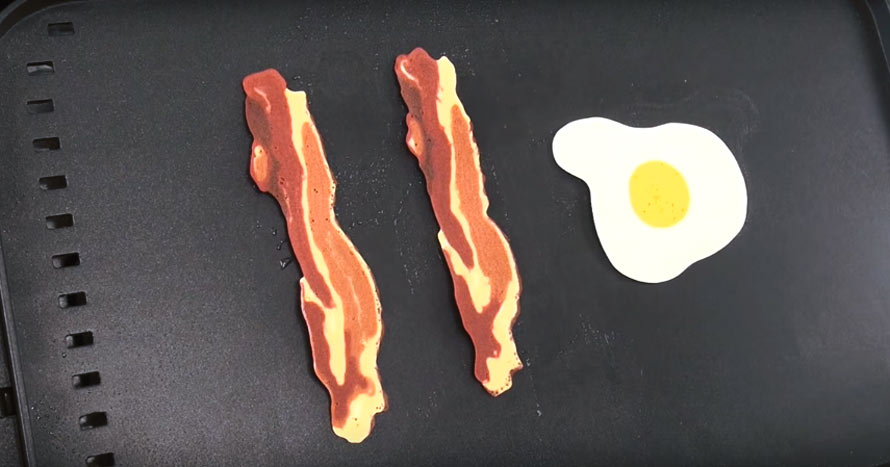 bacon-egg-pancakes