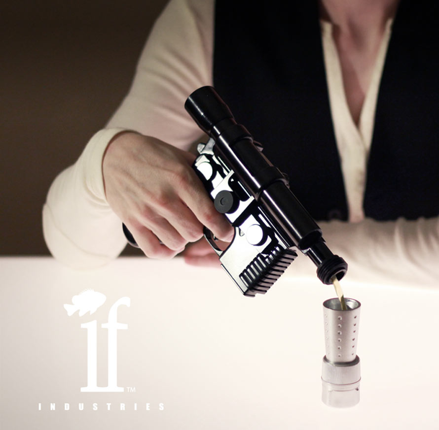 DL44-shoot-pouring-2