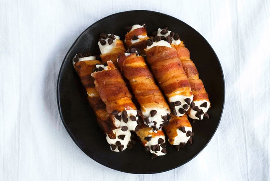 bacon-cannoli