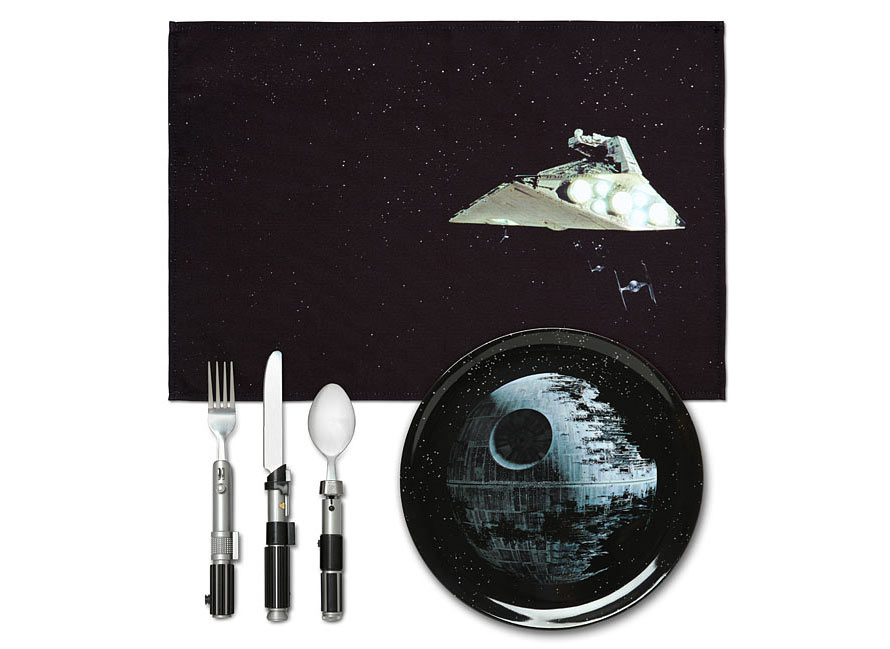 ionl_sw_dinner_set_spacebattle