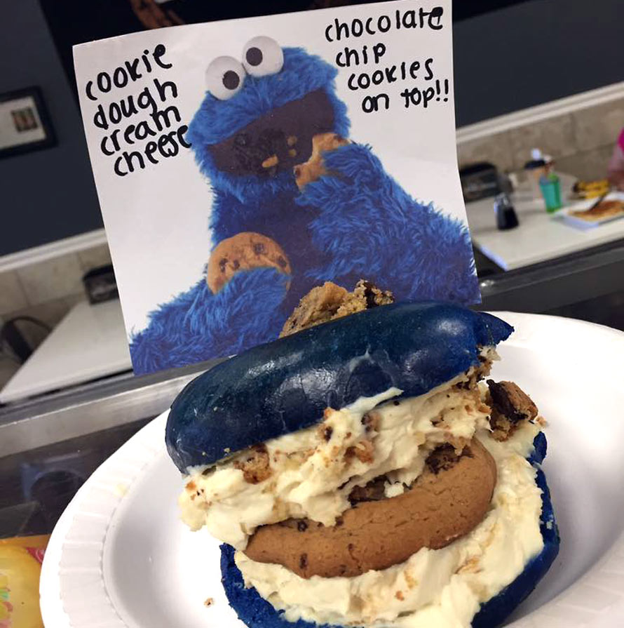 cookie-monster-bagel