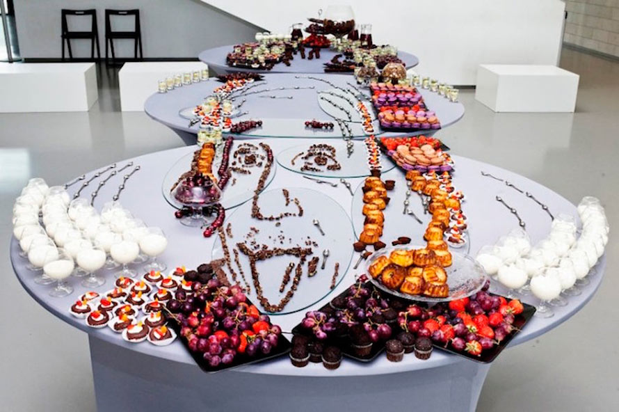 Inventive-Anamorphic-Food-Art1