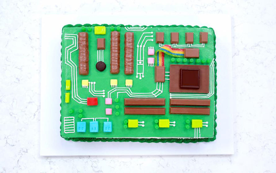 motherboard-cake-2