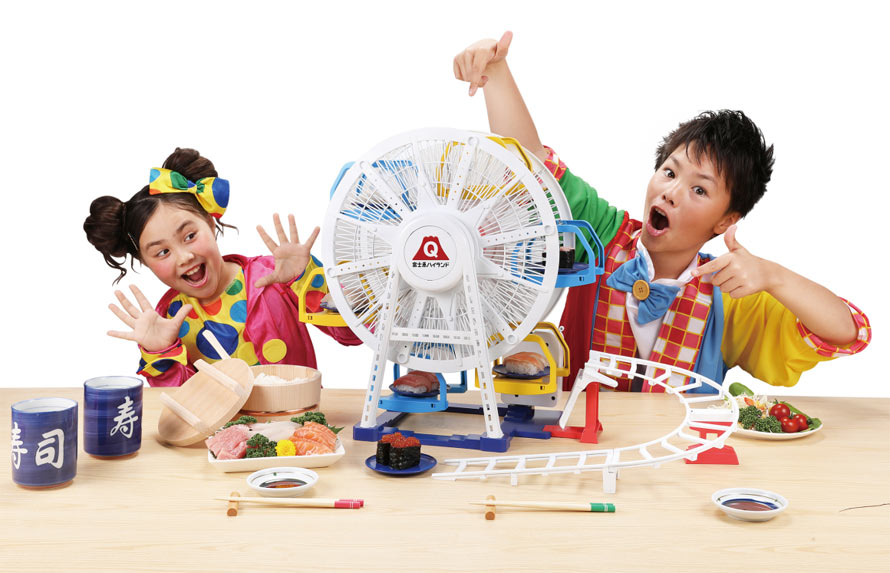 There’s A Sushi Ferris Wheel Because Japan